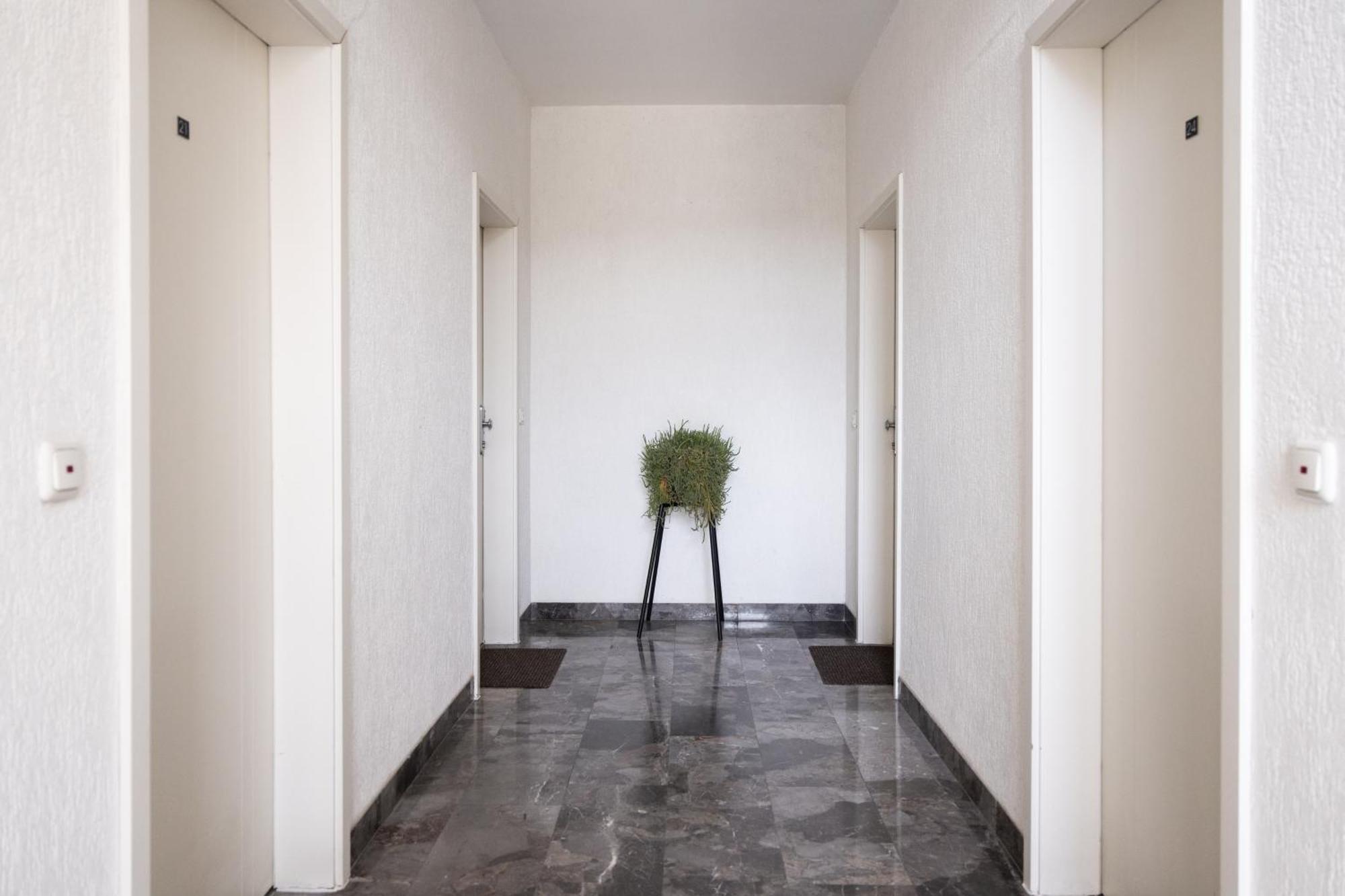 Hotel Luxor Pristina Eksteriør billede