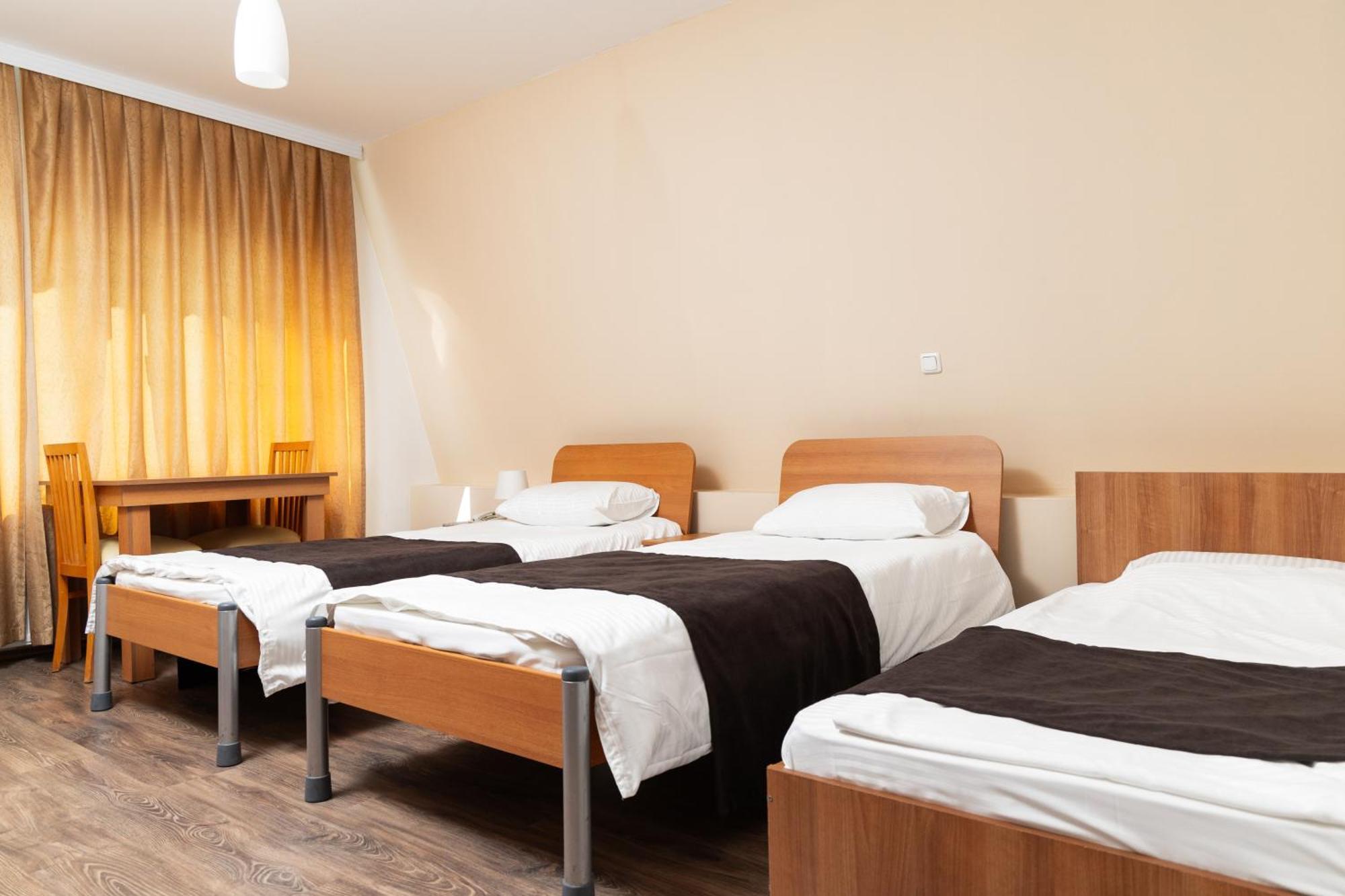 Hotel Luxor Pristina Eksteriør billede